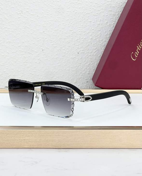 Picture of Cartier Sunglasses _SKUfw77796315fw